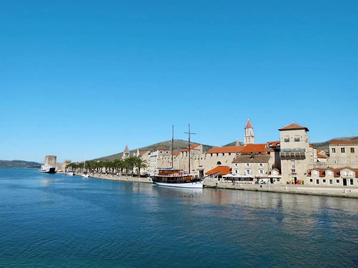 Apartment Culic-1 By Interhome Trogir